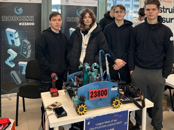 Inteligența și pasiunea elevilor din echipa Robozzi #23800: Susține viitorul roboticii românești