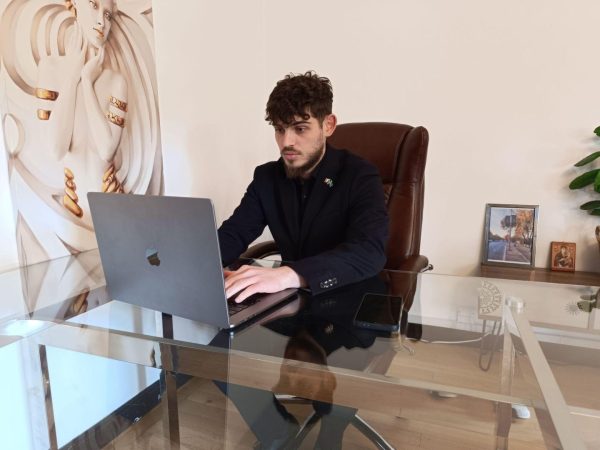 Vlad Augustin, EkoGroup, Dezvăluie Strategia de Automatizare pe LinkedIn